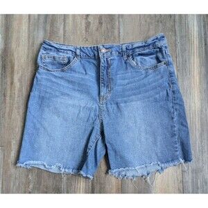 Forever 21 Jean Shorts High Waist Stretchable Jorts Mid Wash Frayed 6" Size 31